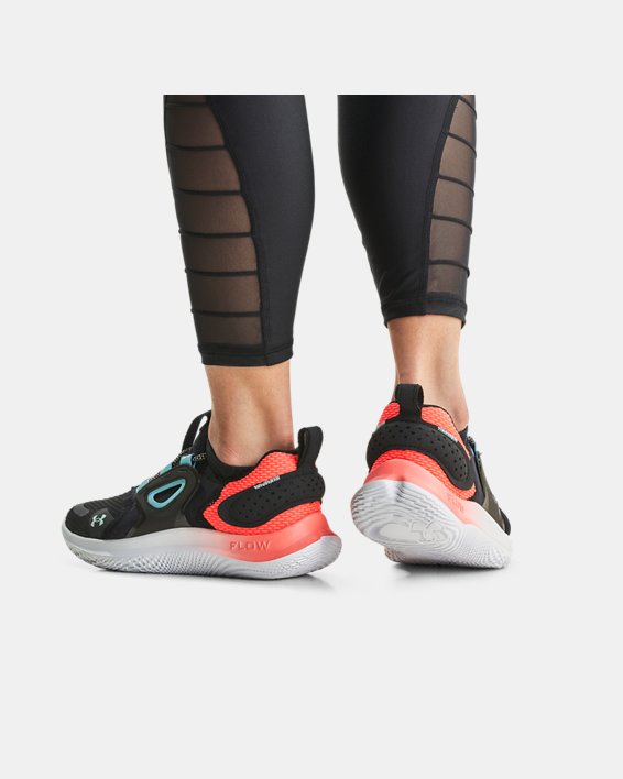 รองเท้า UA Flow Velociti MVMNT SNG Sportstyle สำหรับผู้หญิง, Black, pdpMainDesktop image number 5